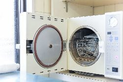 器具の滅菌の写真